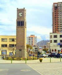 Plaza Uyuni – La Paz